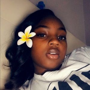 Meet your Posher, Kaysi